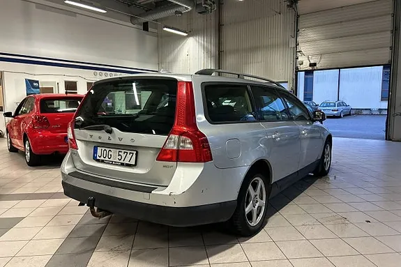 Volvo V70 2009 photo 4