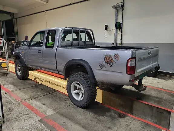 Toyota Hilux 2000 photo 4