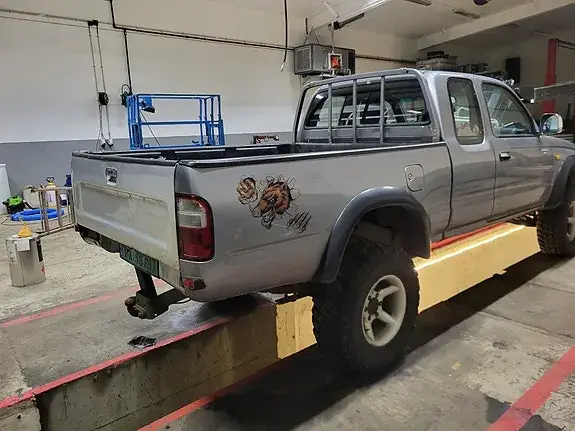 Toyota Hilux 2000 photo 2