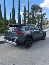 Toyota Rav4 2025 photo 4
