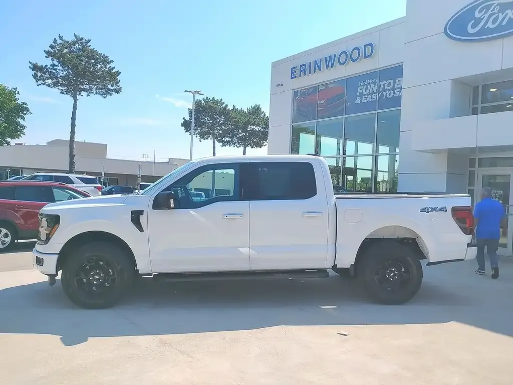 Ford F-150 2026 photo 2
