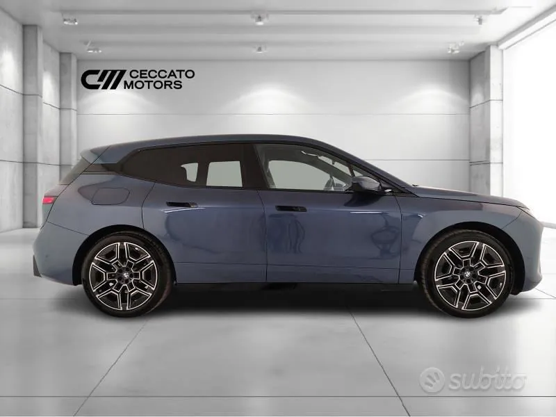 BMW Ix 2025 photo 3