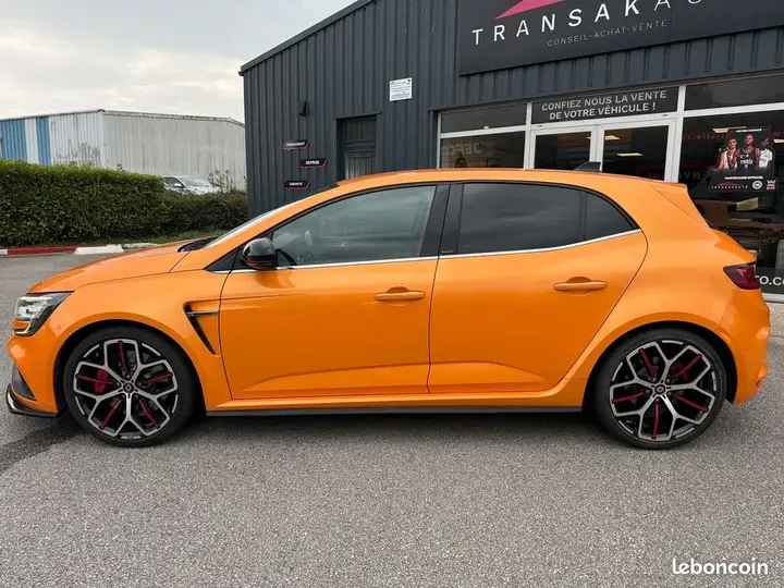 Renault Megane 2019 photo 2