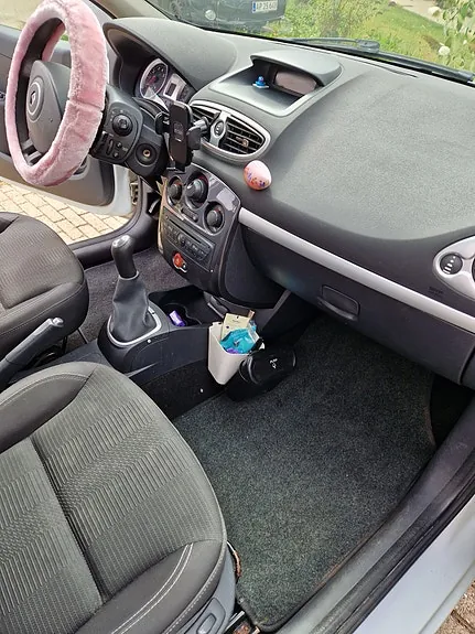 Renault Clio Iii 2011 photo 5