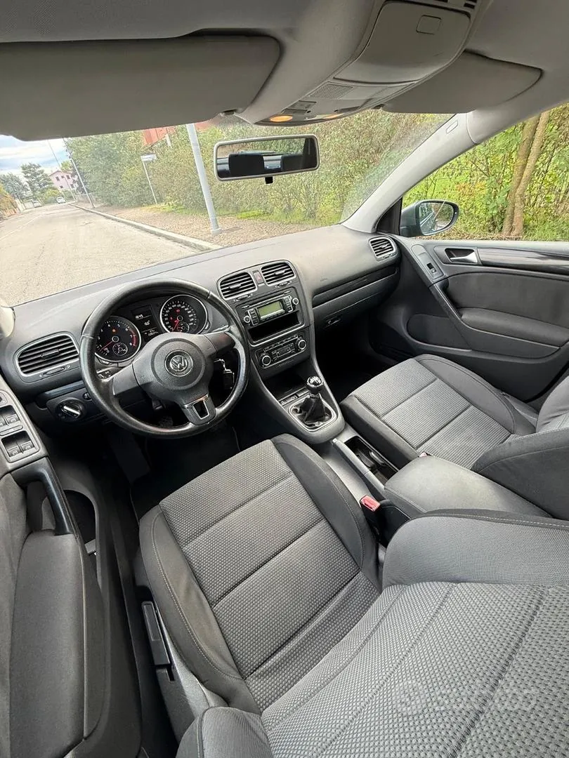 Volkswagen Golf 2009 photo 4