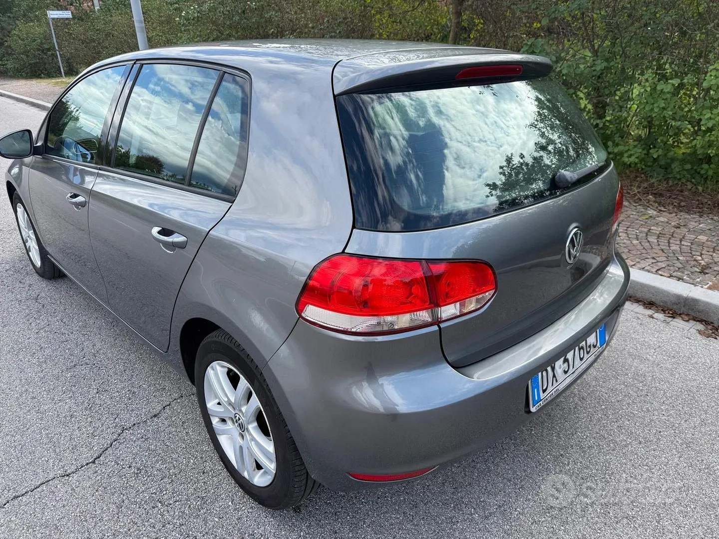 Volkswagen Golf 2009 photo 5