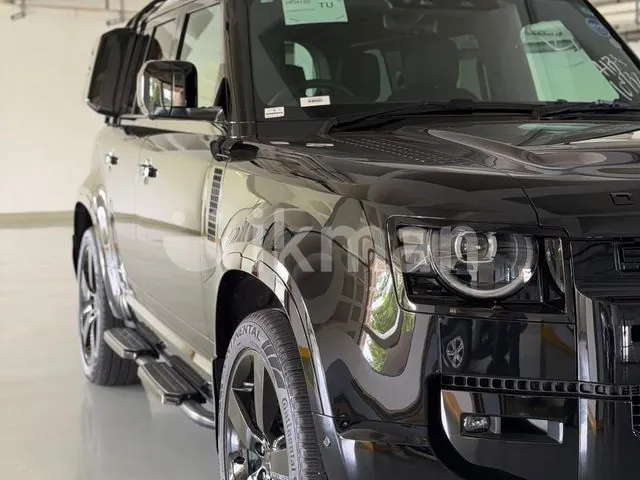 Land Rover Defender 2026 photo 3