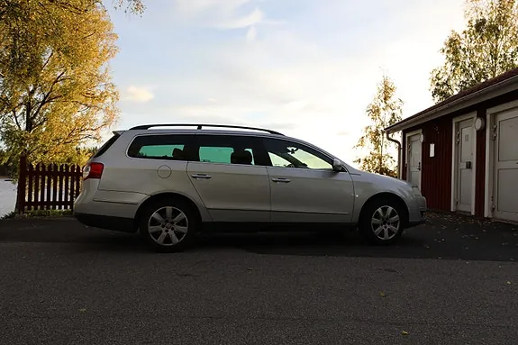 Volkswagen Passat 2006 photo 2