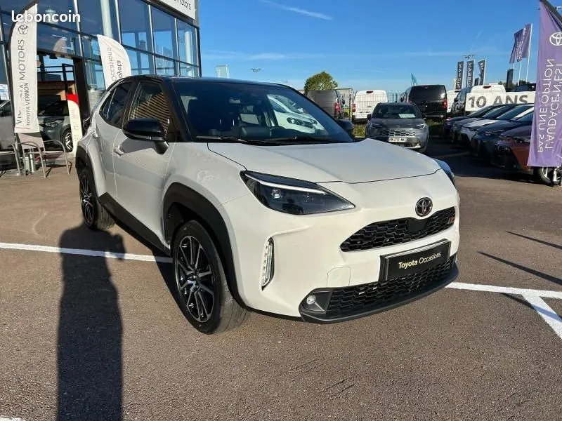 Toyota Yaris Cross 2022 photo 3