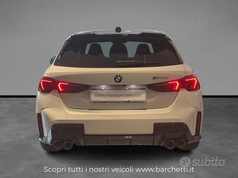 BMW 1 Series 2025 photo 2