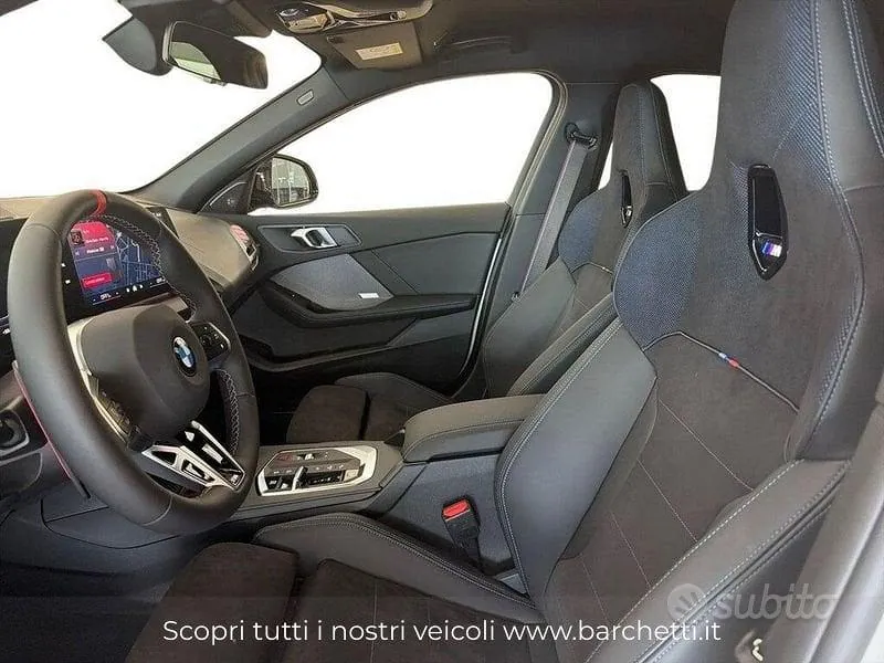 BMW 1 Series 2025 photo 4