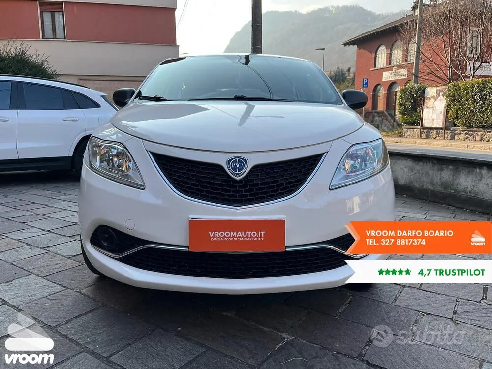 Lancia Ypsilon