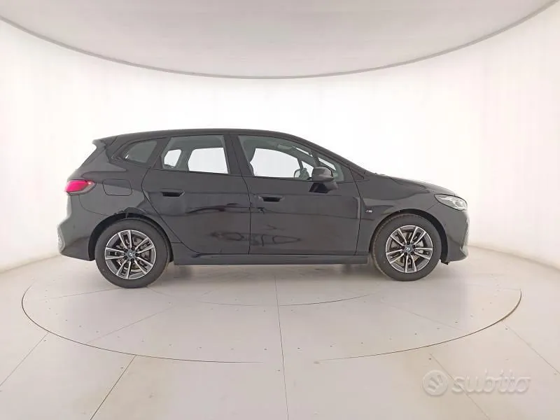 BMW 2 Series Active Tourer 2025 photo 3