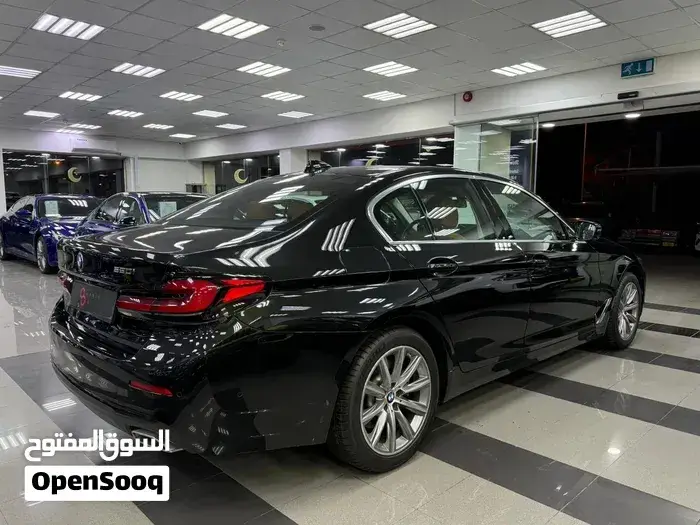 BMW 5 Series 2023 photo 3
