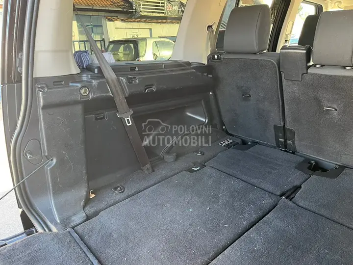 Land Rover Discovery 2010 photo 4