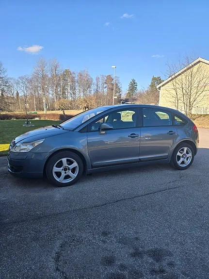 Citroen C4 2008 photo 2