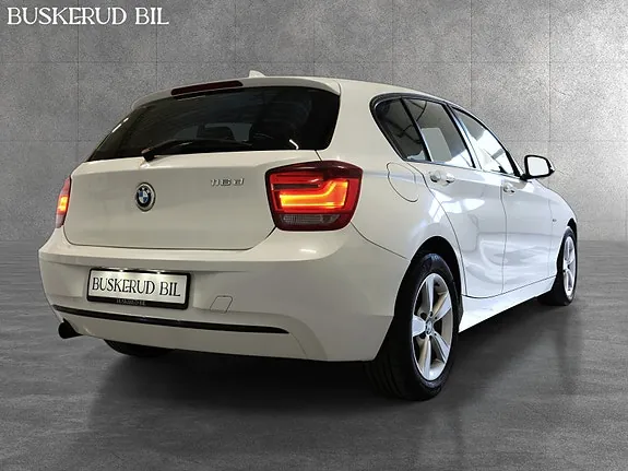 BMW 116D 2012 photo 3