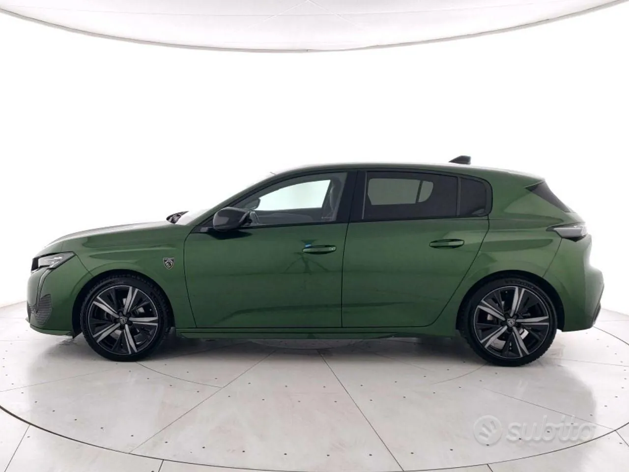 Peugeot 308 2022 photo 2