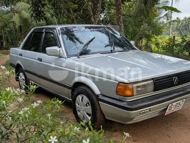 Nissan Sunny 1989 photo 3