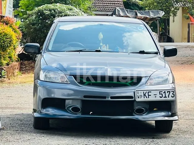 Mitsubishi Lancer