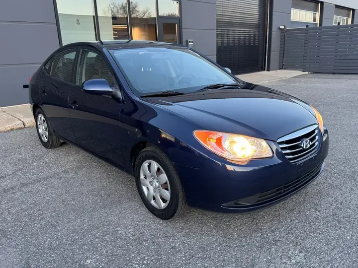 Hyundai Elantra 2010 photo 3