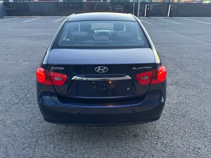 Hyundai Elantra 2010 photo 5