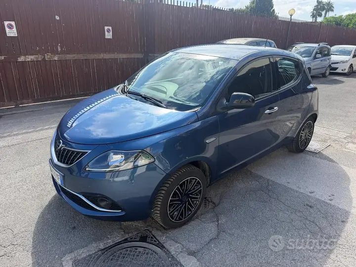 Lancia Ypsilon 2022 photo 3