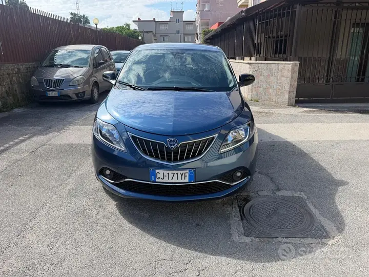 Lancia Ypsilon 2022 photo 4