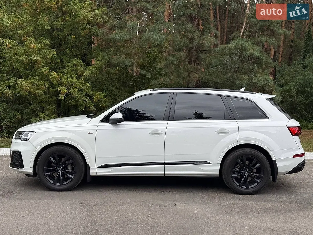 Audi Q7 2023 photo 3
