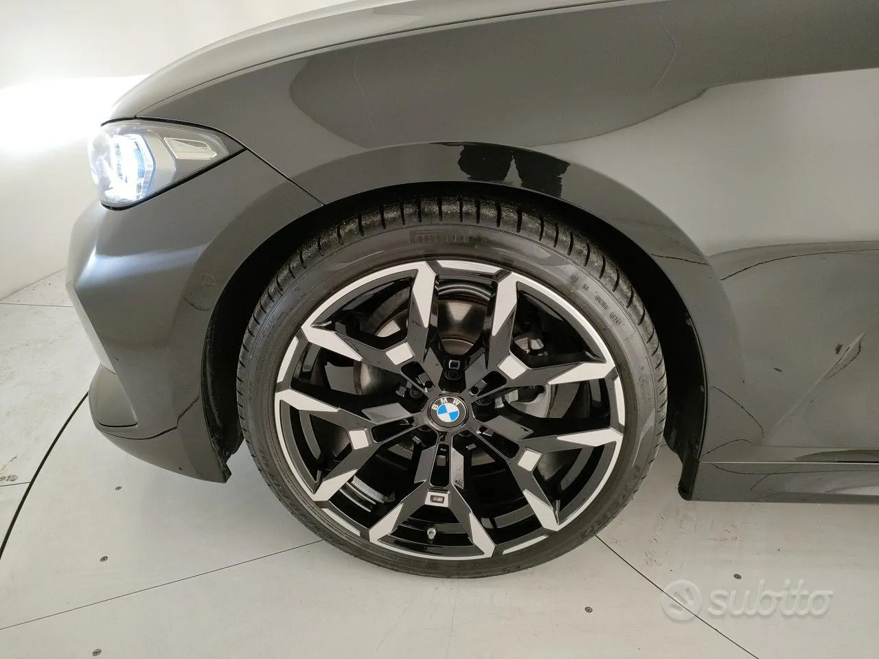 BMW 320D Touring 2025 photo 5
