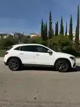 Mercedes-Benz Gla 2022 photo 4