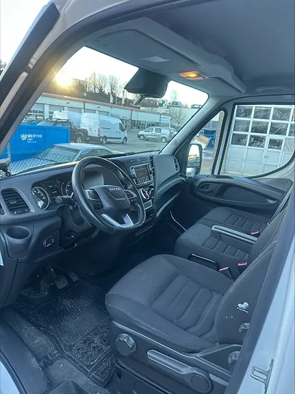 Iveco Daily 2022 photo 4