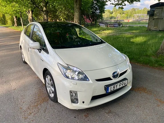Toyota Prius 2010 photo 2