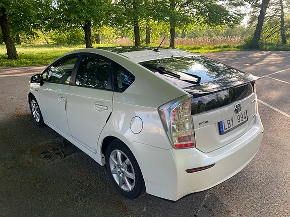 Toyota Prius 2010 photo 3