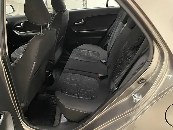 Kia Picanto 2012 photo 3