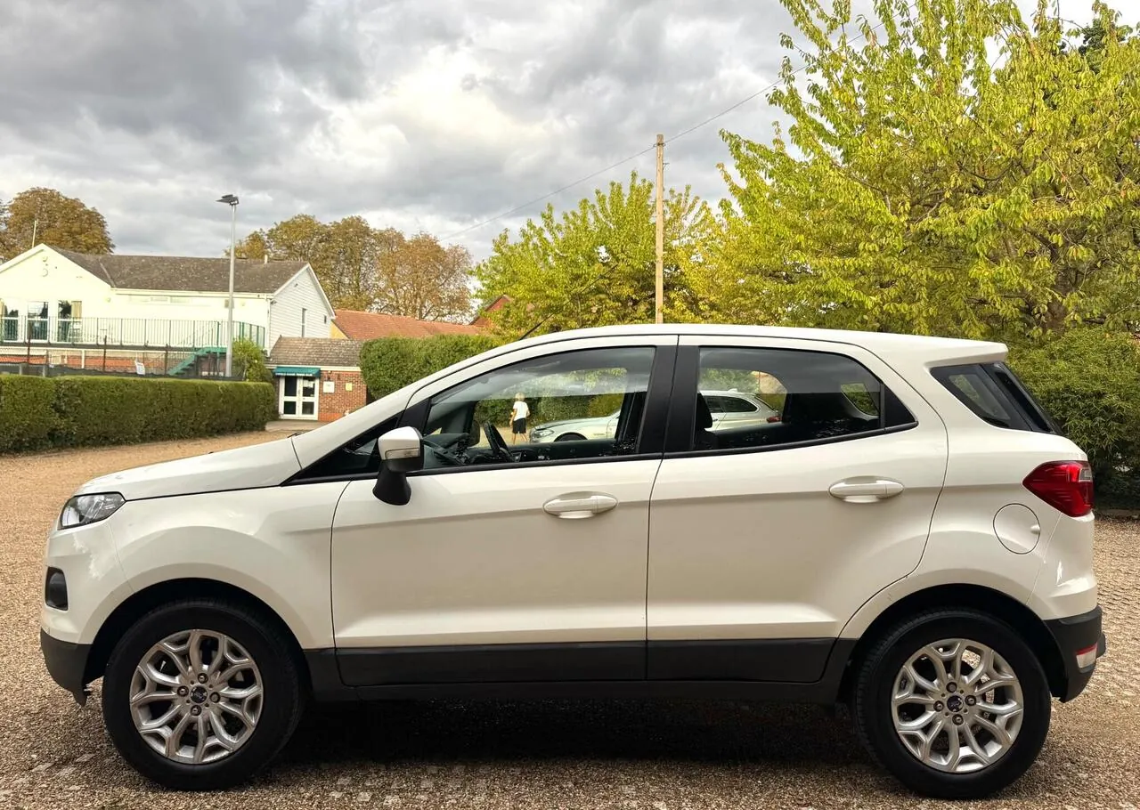 Ford Ecosport 2015 photo 5
