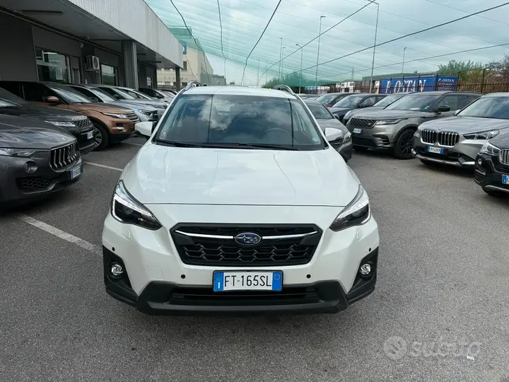Subaru Xv 2019 photo 2