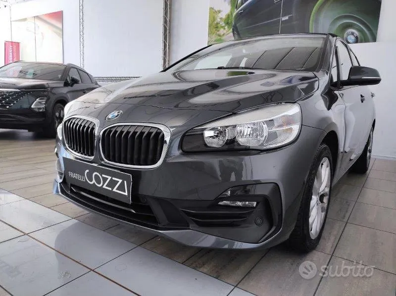 BMW 2 Series Active Tourer 2018 photo 2