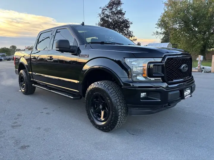 Ford F-150 2018 photo 2
