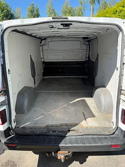 Nissan Nv300 2017 photo 5