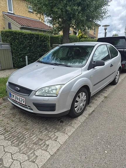 Ford Focus 2006 photo 2