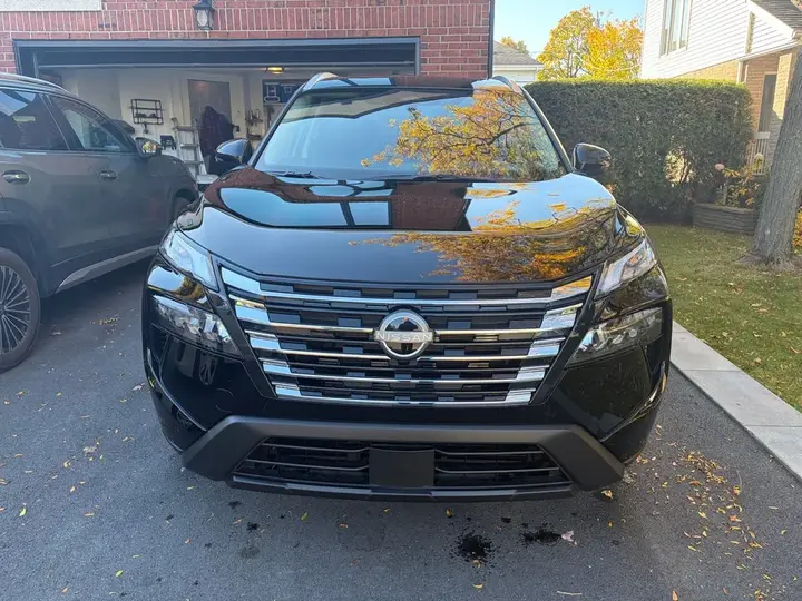 Nissan Rogue 2026 photo 2