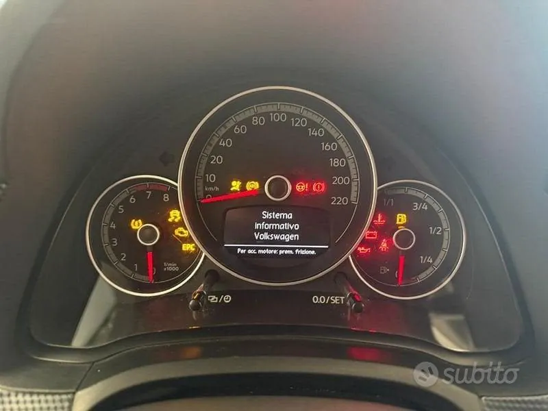 Volkswagen Up 2021 photo 4