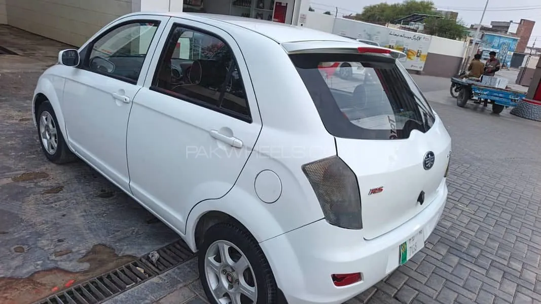 FAW V2