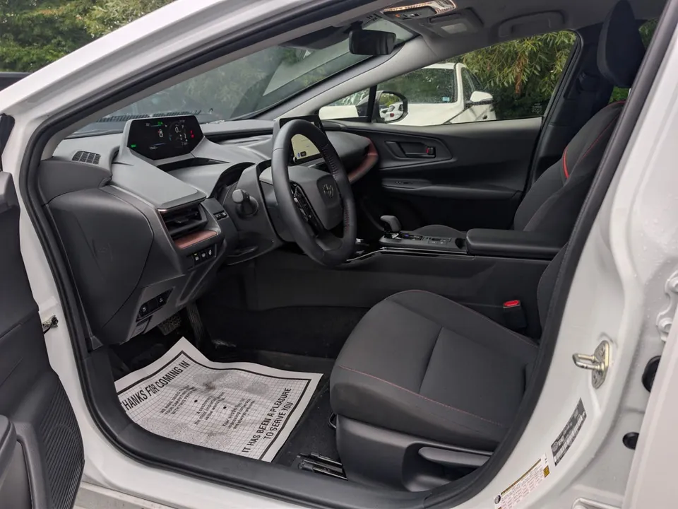 Toyota Prius 2026 photo 3