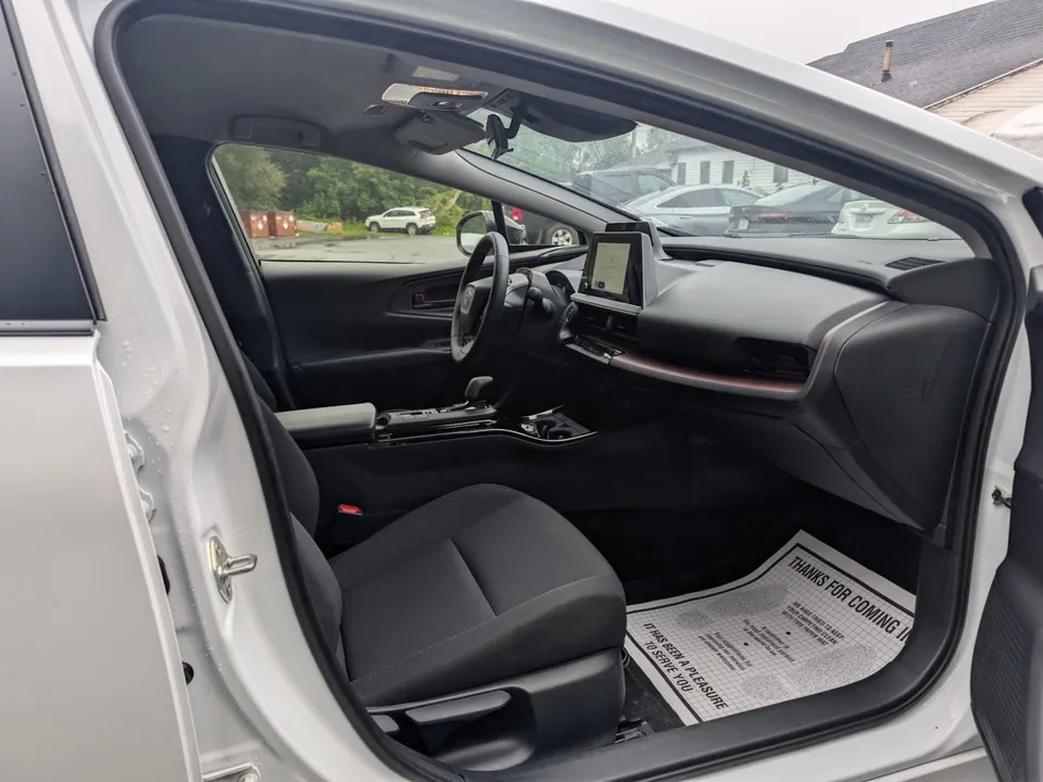 Toyota Prius 2026 photo 4