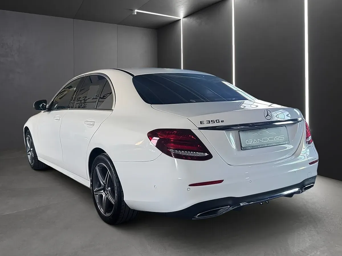 Mercedes-Benz E-Class 2018 photo 2