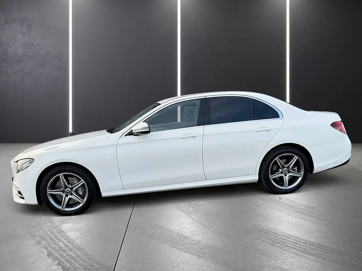 Mercedes-Benz E-Class 2018 photo 3