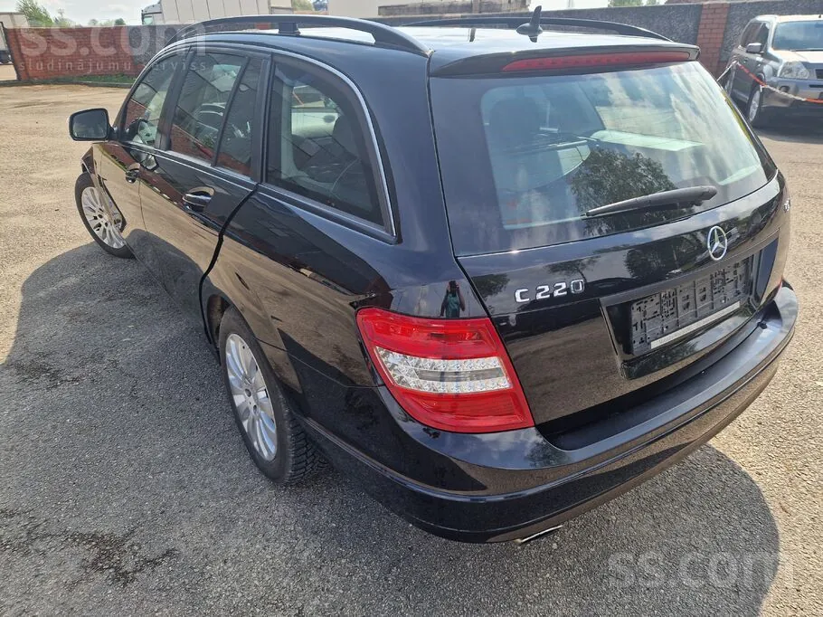 Mercedes-Benz C220 2007 photo 5