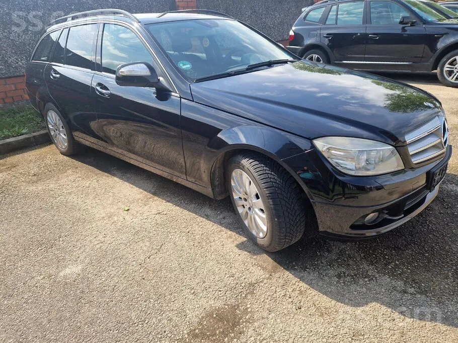 Mercedes-Benz C220 2007 photo 3